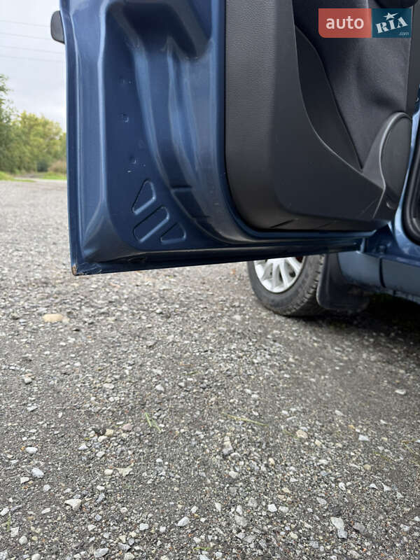 Хэтчбек Fiat Punto 2006 в Каменец-Подольском фото 10 Хэтчбек Fiat Punto 2006 в Каменец-Подольском