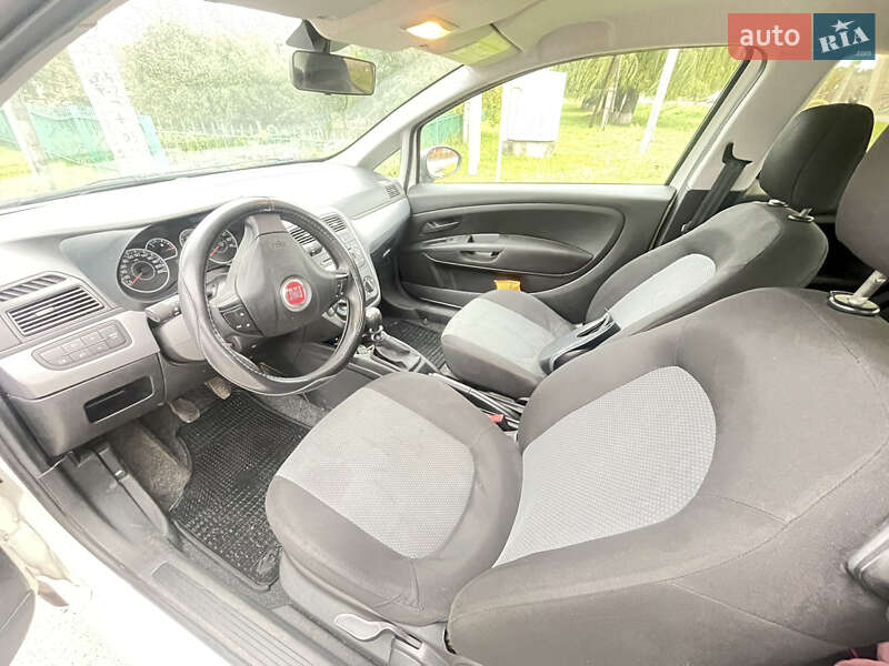 Хэтчбек Fiat Punto 2011 в Летичеве