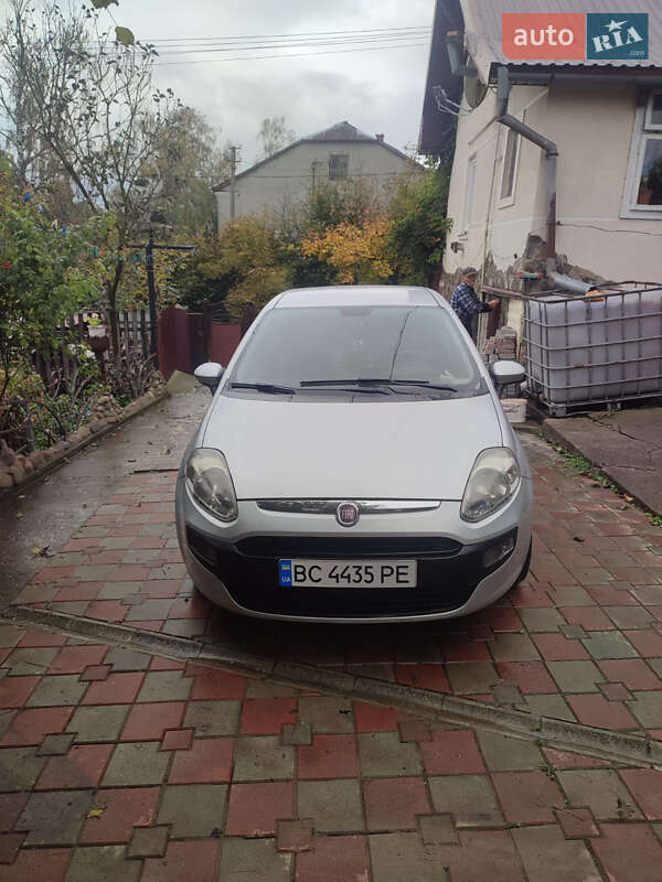 Хэтчбек Fiat Punto 2011 в Ходорове