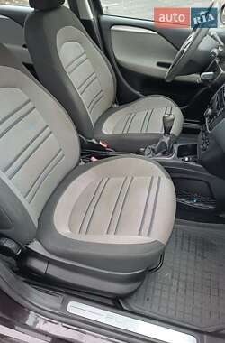 Хетчбек Fiat Punto 2011 в 