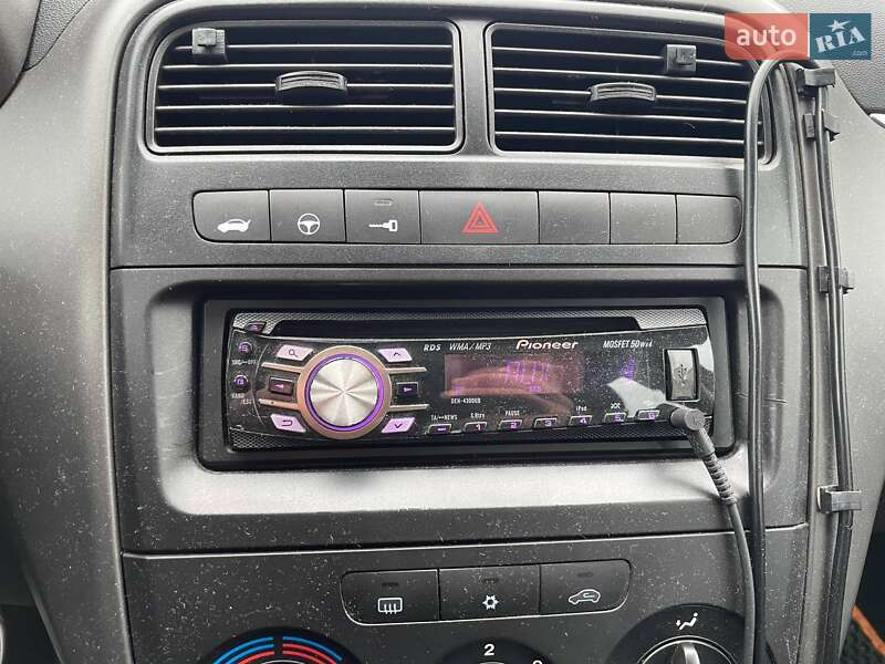 Хетчбек Fiat Punto 2008 в Києві