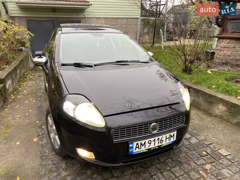 Хэтчбек Fiat Punto 2008 в Житомире