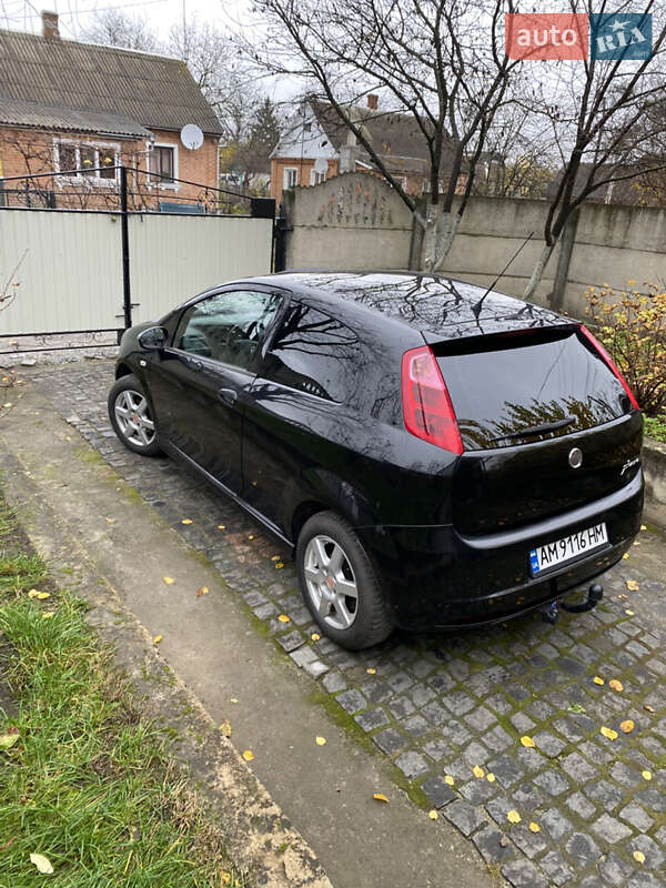 Хэтчбек Fiat Punto 2008 в Житомире
