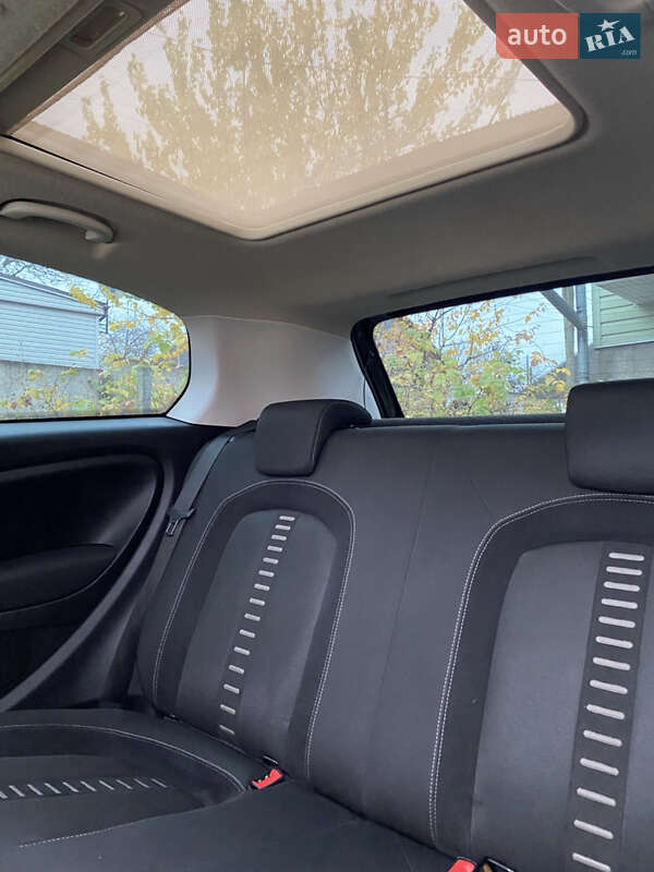 Хэтчбек Fiat Punto 2008 в Житомире