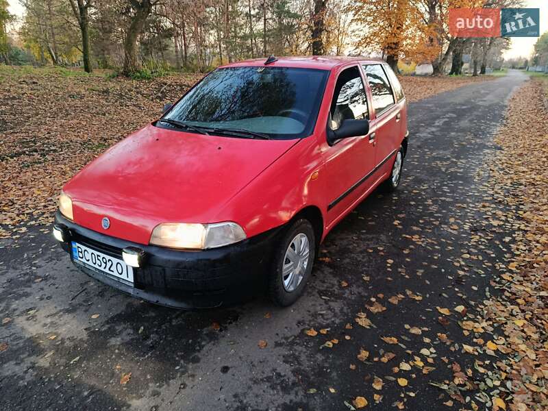 Хетчбек Fiat Punto 1994 в Луцьку фото 5 Хетчбек Fiat Punto 1994 в Луцьку