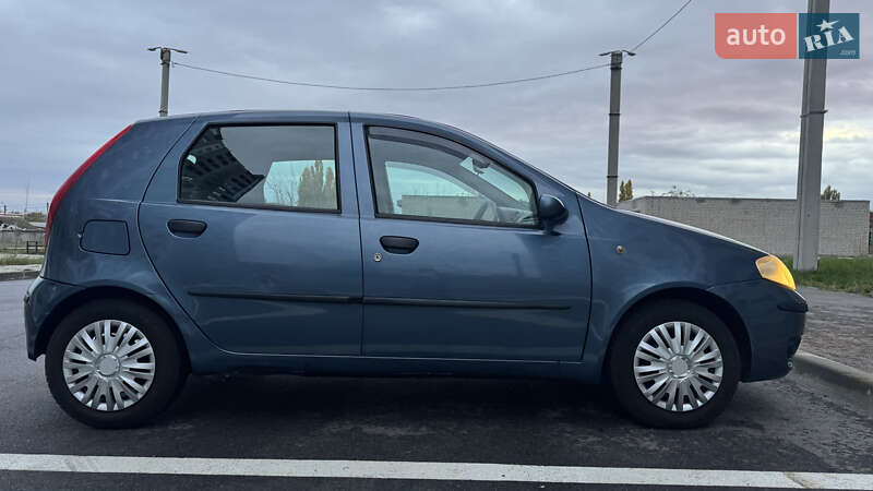 Хетчбек Fiat Punto 2004 в Харкові