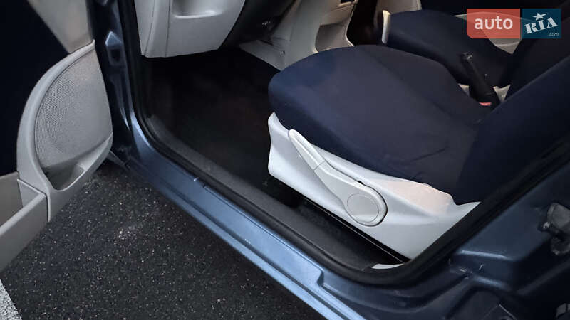 Хетчбек Fiat Punto 2004 в Харкові