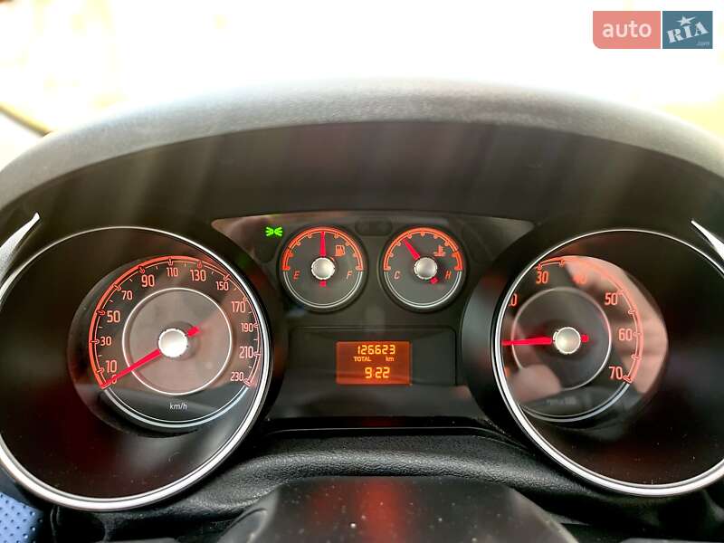 Хэтчбек Fiat Punto 2009 в Тернополе