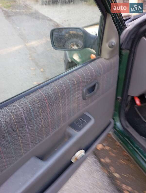 Хэтчбек Fiat Punto 1996 в Ужгороде