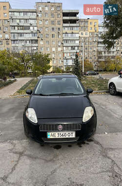 Хетчбек Fiat Punto 2009 в Дніпрі