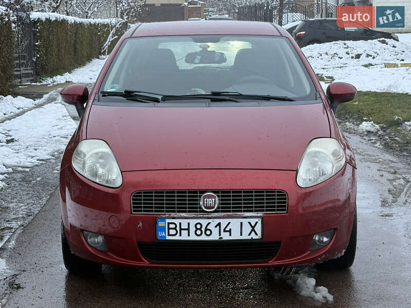 Хэтчбек Fiat Punto 2007 в Дублянах