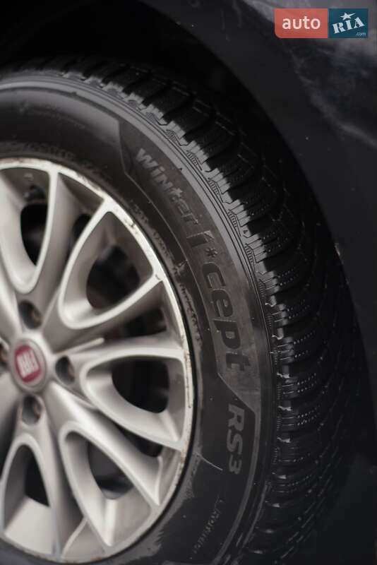 Хетчбек Fiat Punto 2012 в Івано-Франківську