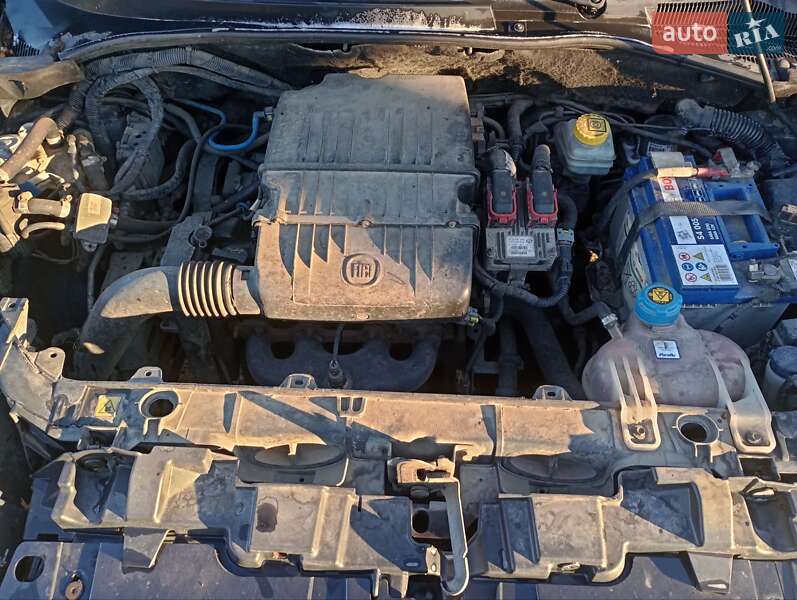 Хэтчбек Fiat Punto 2011 в Стрые