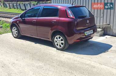 Хэтчбек Fiat Punto 2013 в Киеве