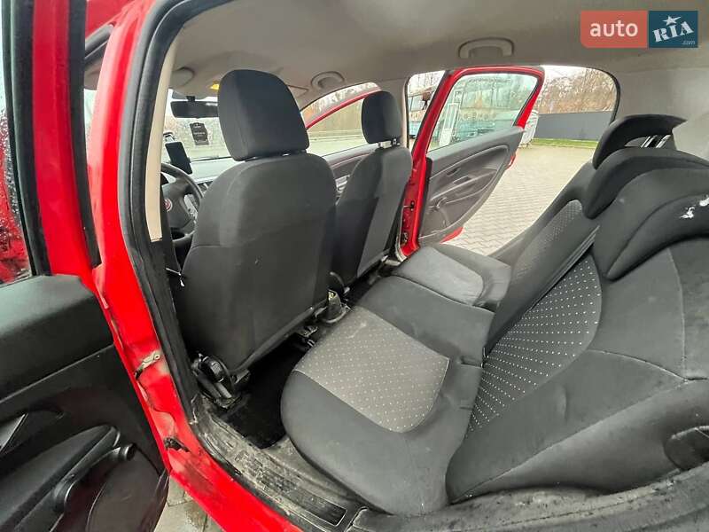 Хетчбек Fiat Punto 2009 в Бородянці