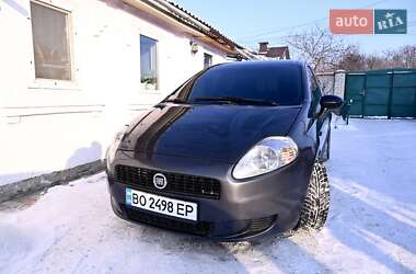 Хетчбек Fiat Punto 2010 в Умані