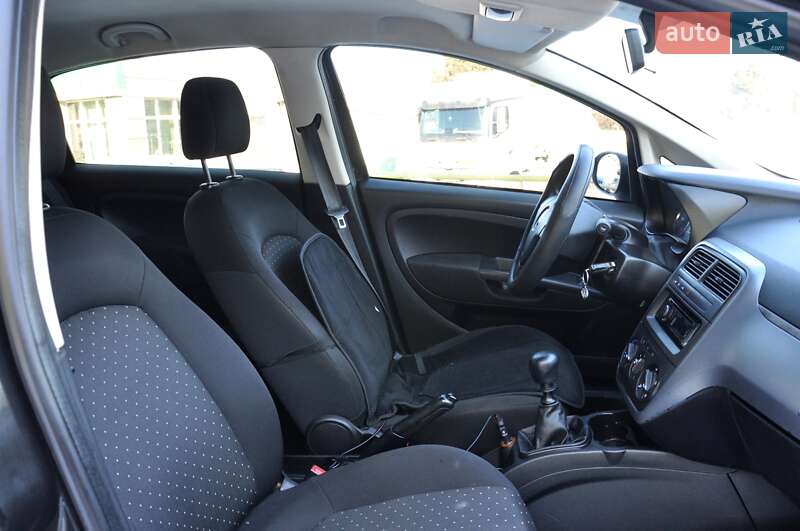 Хэтчбек Fiat Punto 2009 в Львове