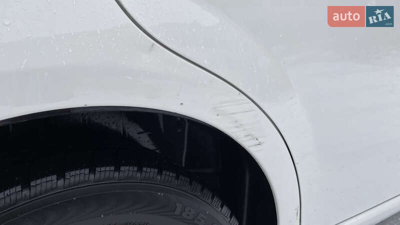 Хэтчбек Fiat Punto 2010 в Ракитном