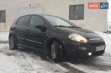 Хетчбек Fiat Punto 2011 в Борщеві