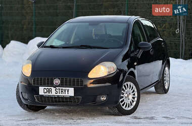 Хетчбек Fiat Punto 2009 в Стрию