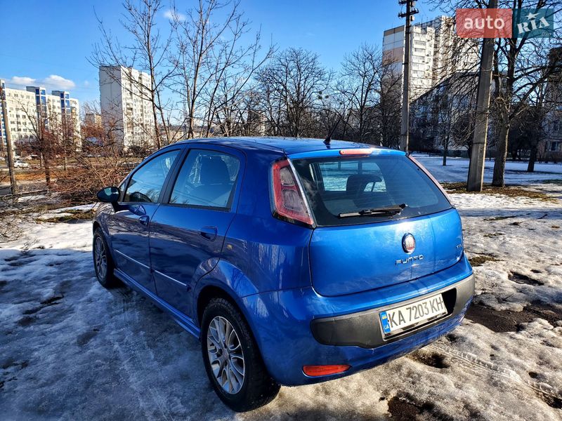 Хетчбек Fiat Punto 2010 в Києві
