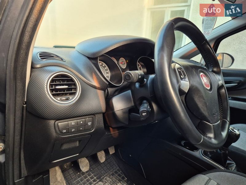 Хетчбек Fiat Punto 2011 в Ковелі