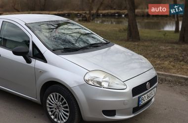 Хетчбек Fiat Punto 2012 в Рівному