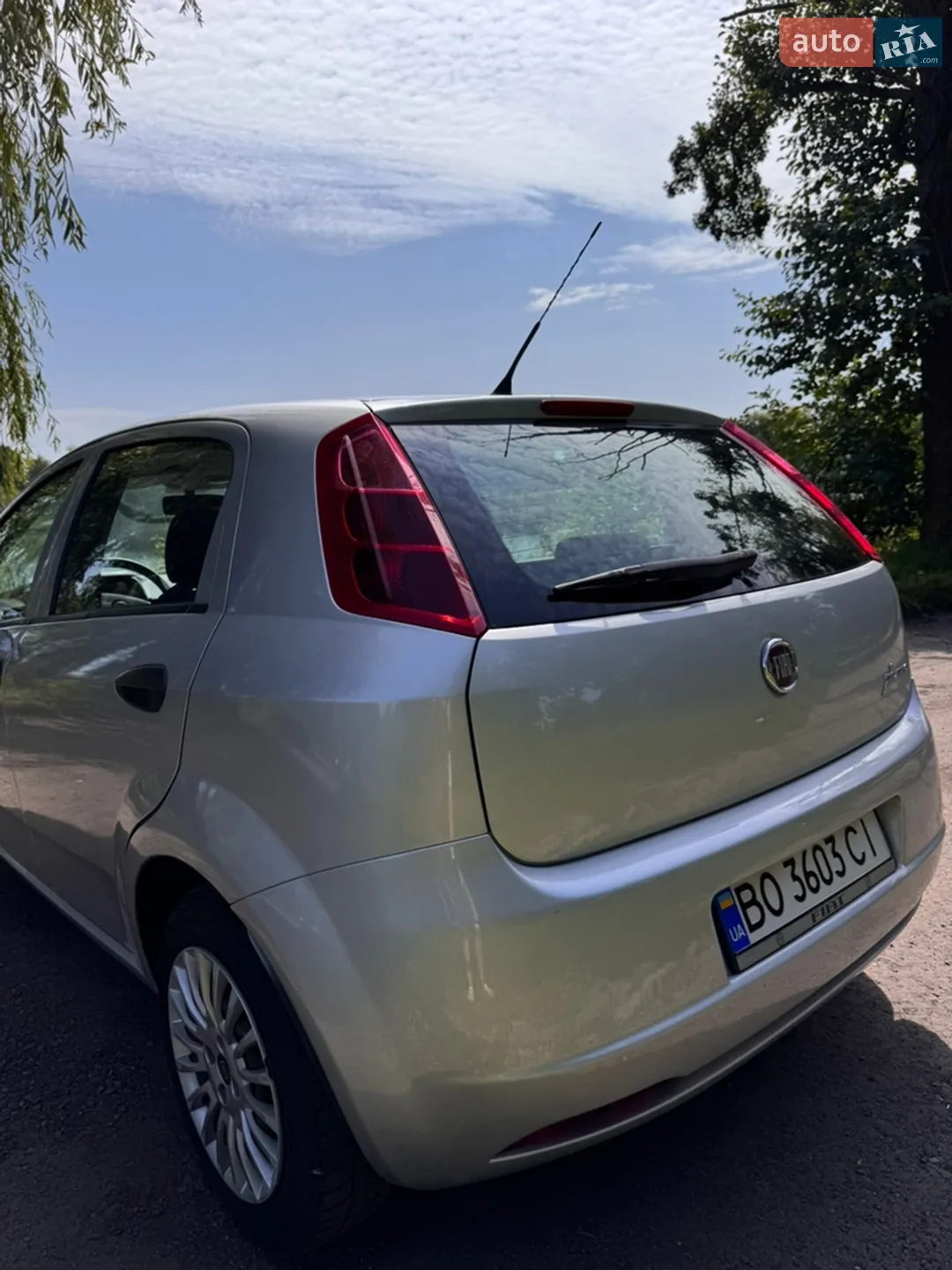 2012 Fiat Punto - мініатюра 11