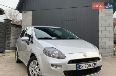 Хэтчбек Fiat Punto 2015 в Дубно