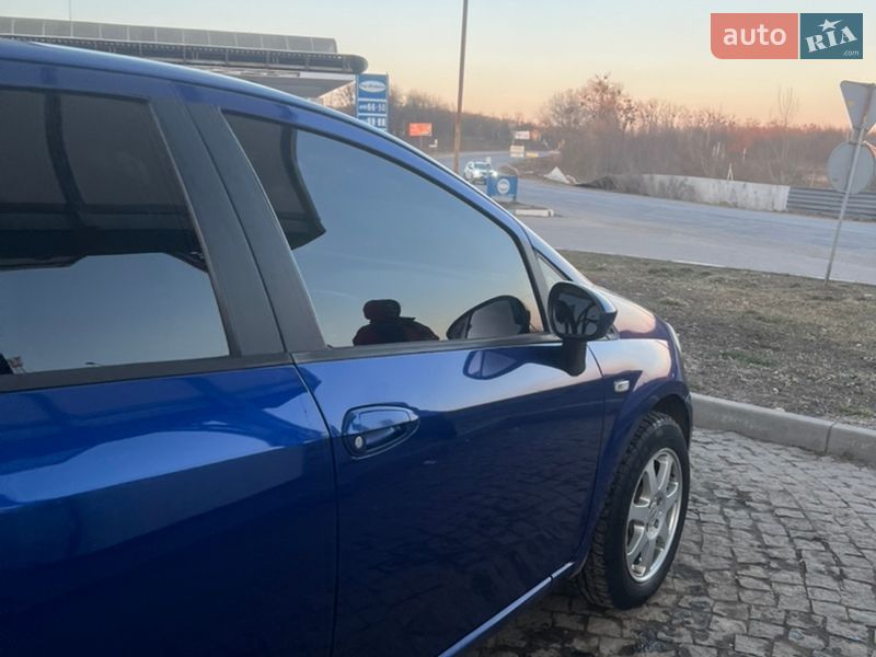 Хэтчбек Fiat Punto 2006 в Хмельницком