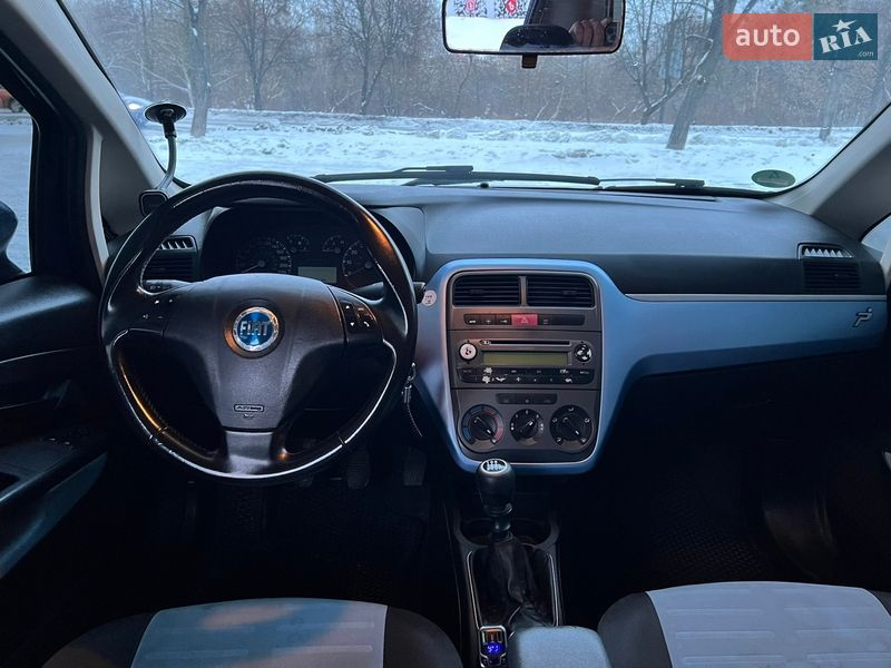 Хэтчбек Fiat Punto 2006 в Хмельницком