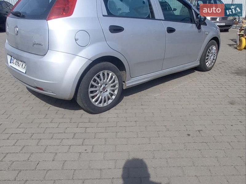 Fiat Punto 2010 Fiat Punto 2010