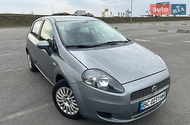Хэтчбек Fiat Punto 2009 в Львове