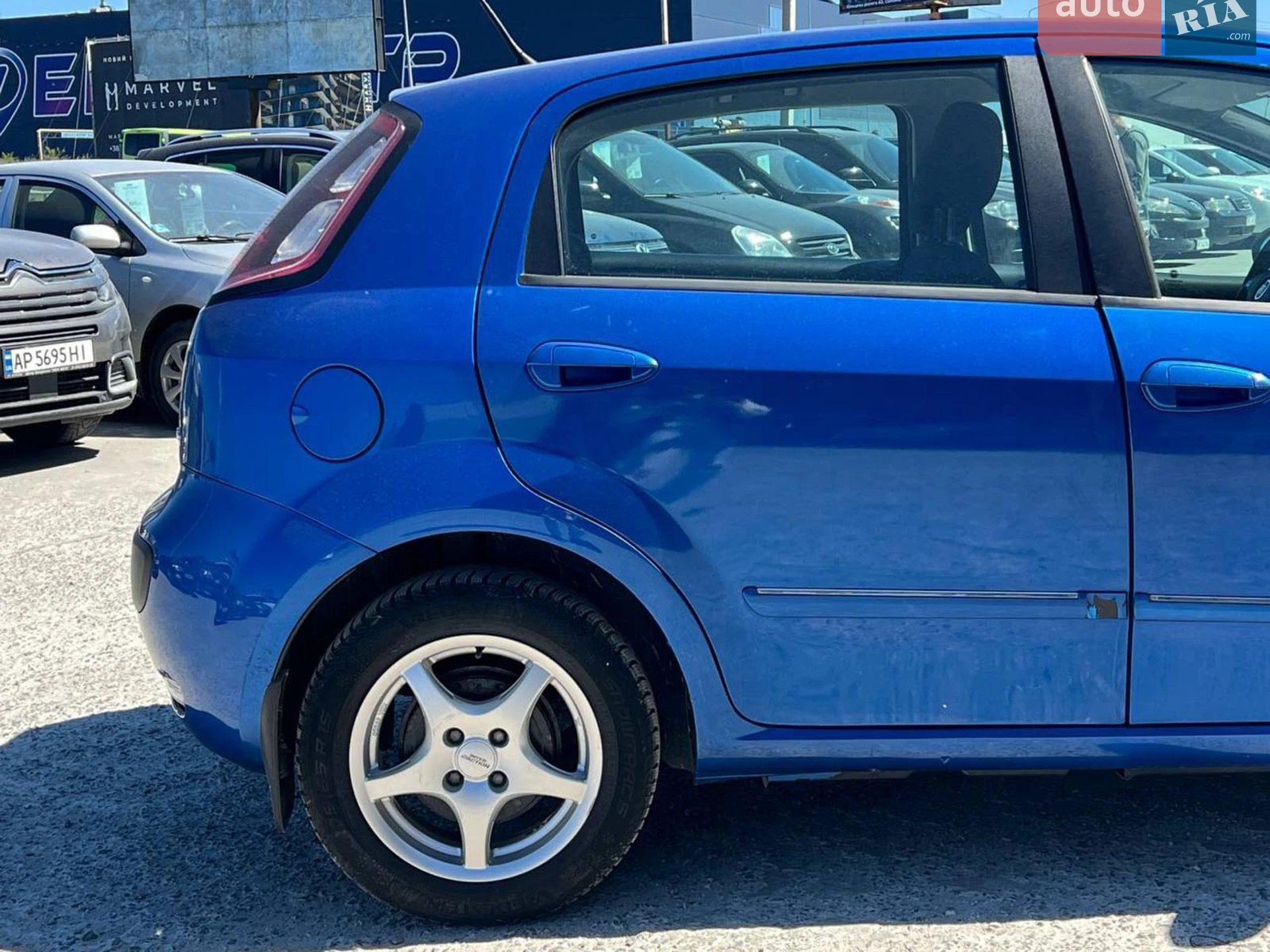 2011 Fiat Punto - мініатюра 10