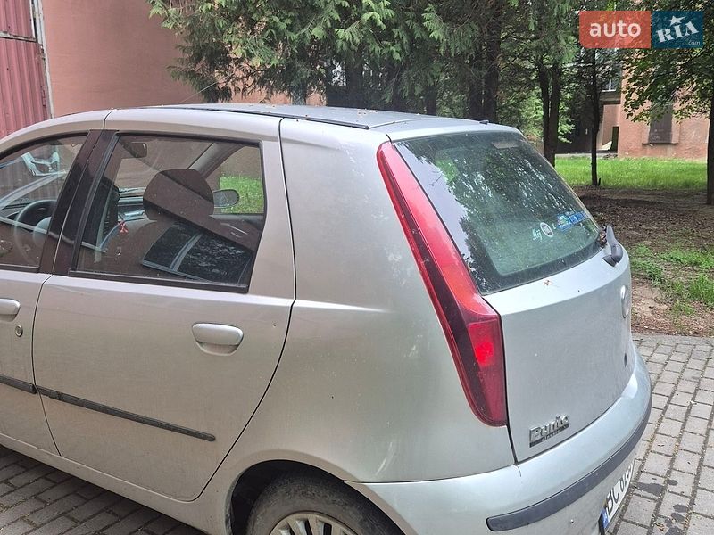 Хэтчбек Fiat Punto 2009 в Львове