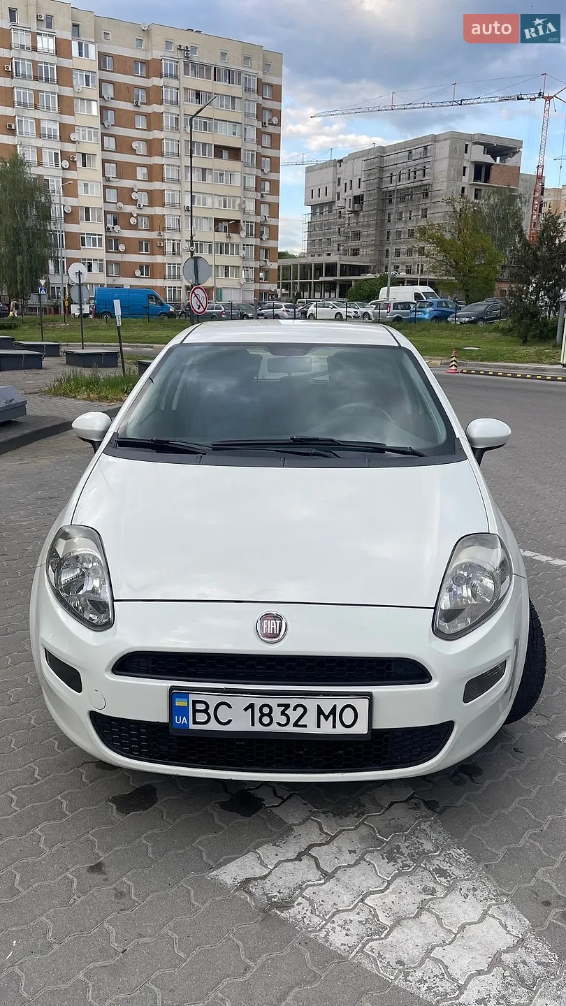 2012 Fiat Punto - мініатюра 2