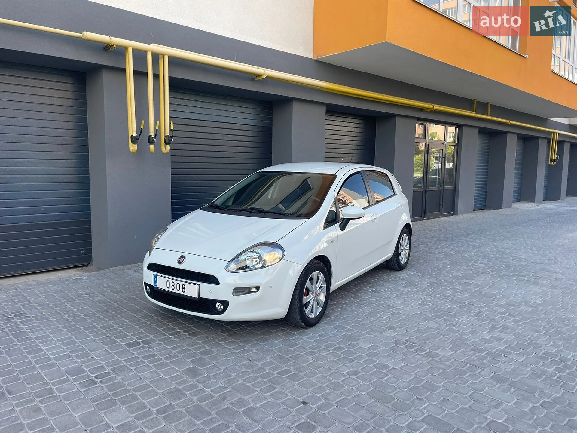 2012 Fiat Punto - мініатюра 3