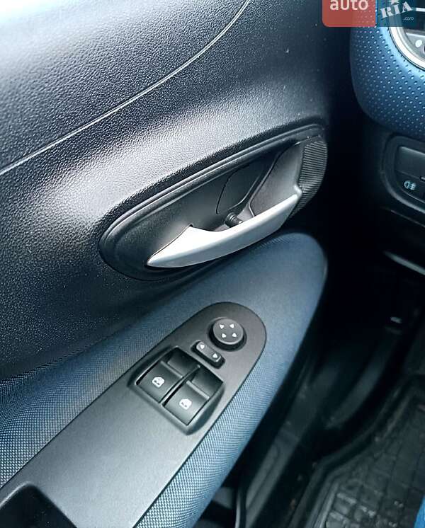 Хэтчбек Fiat Punto 2011 в Кропивницком
