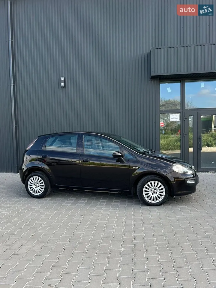 2010 Fiat Punto - мініатюра 13