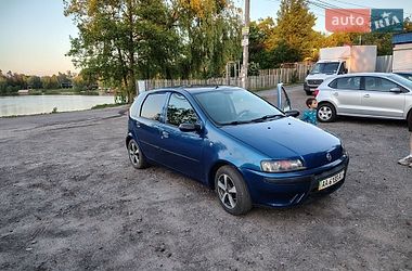 Хэтчбек Fiat Punto 2001 в Киеве