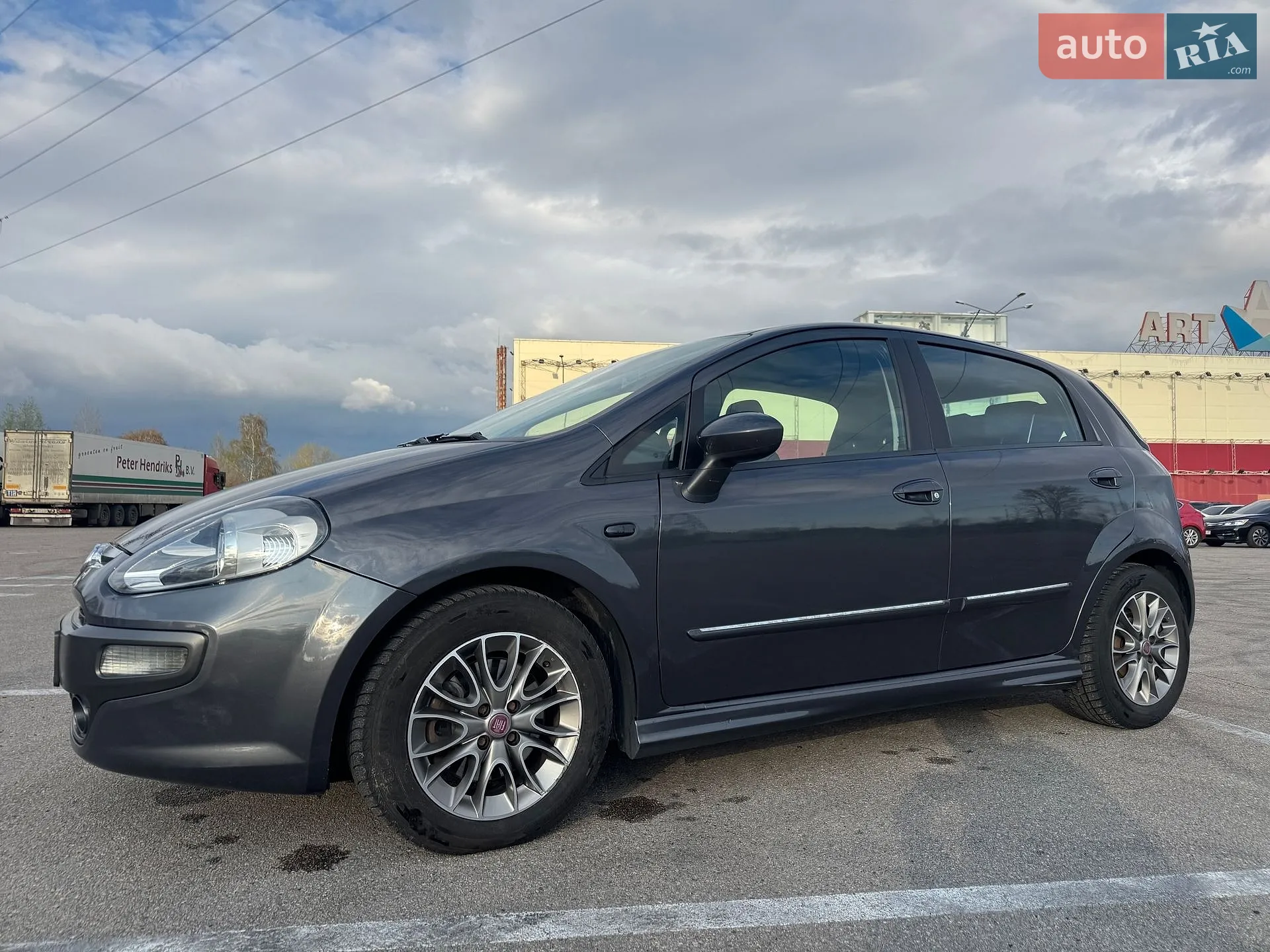 2010 Fiat Punto - мініатюра 4