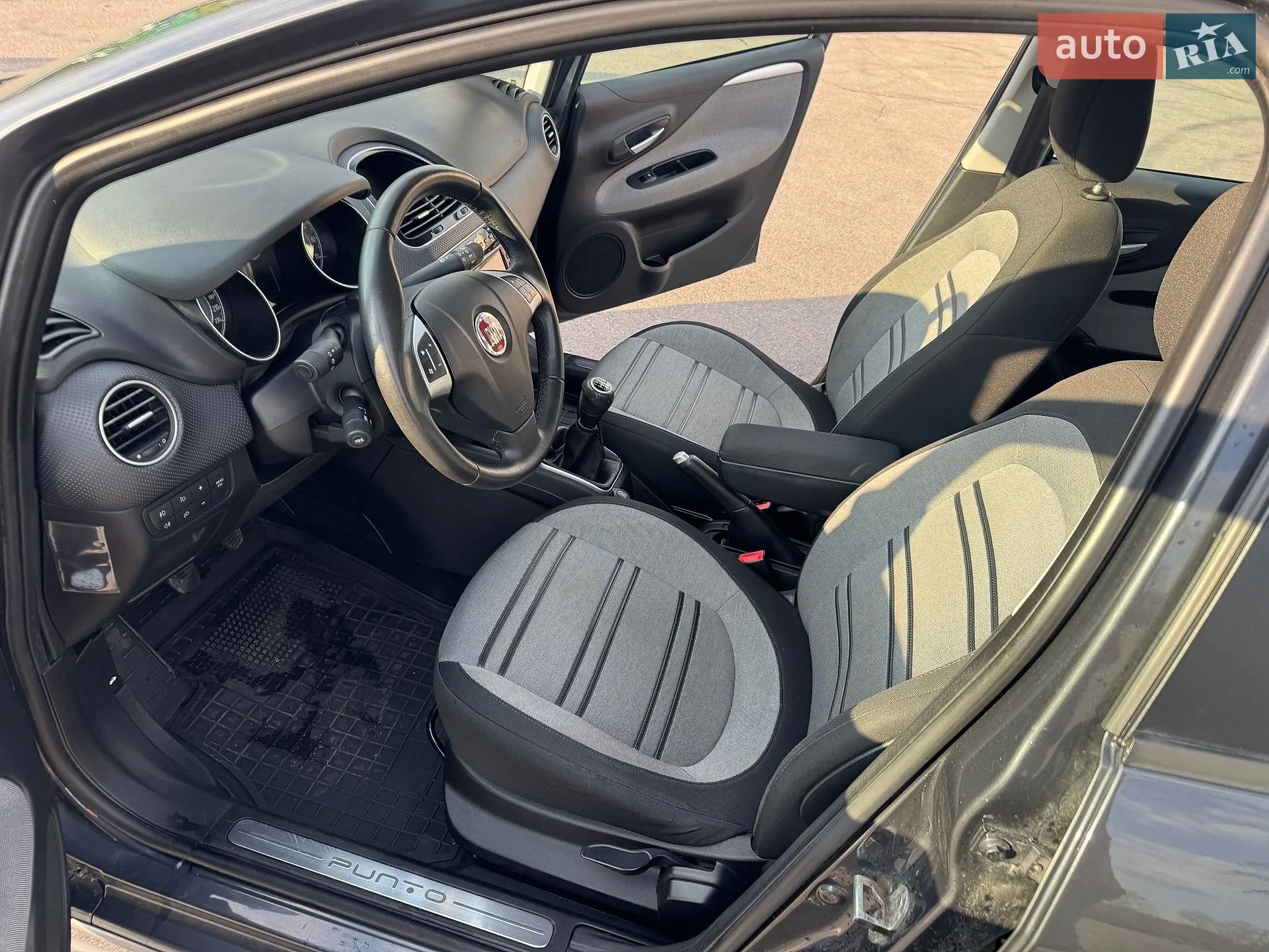 2010 Fiat Punto - мініатюра 27
