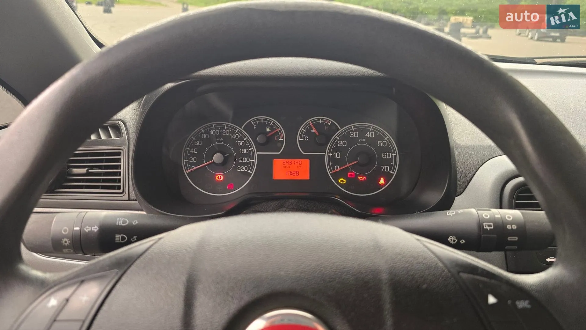 2011 Fiat Punto - мініатюра 10