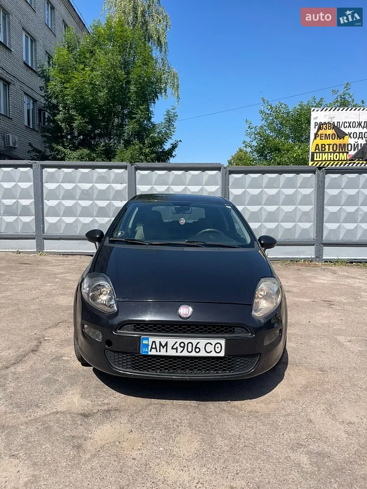 2012 Fiat Punto - мініатюра 18