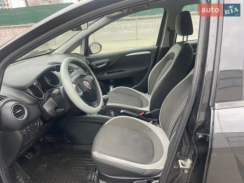 Fiat Punto 2012 VIN ZFA19900001879784 фото оголошення 10 з 43