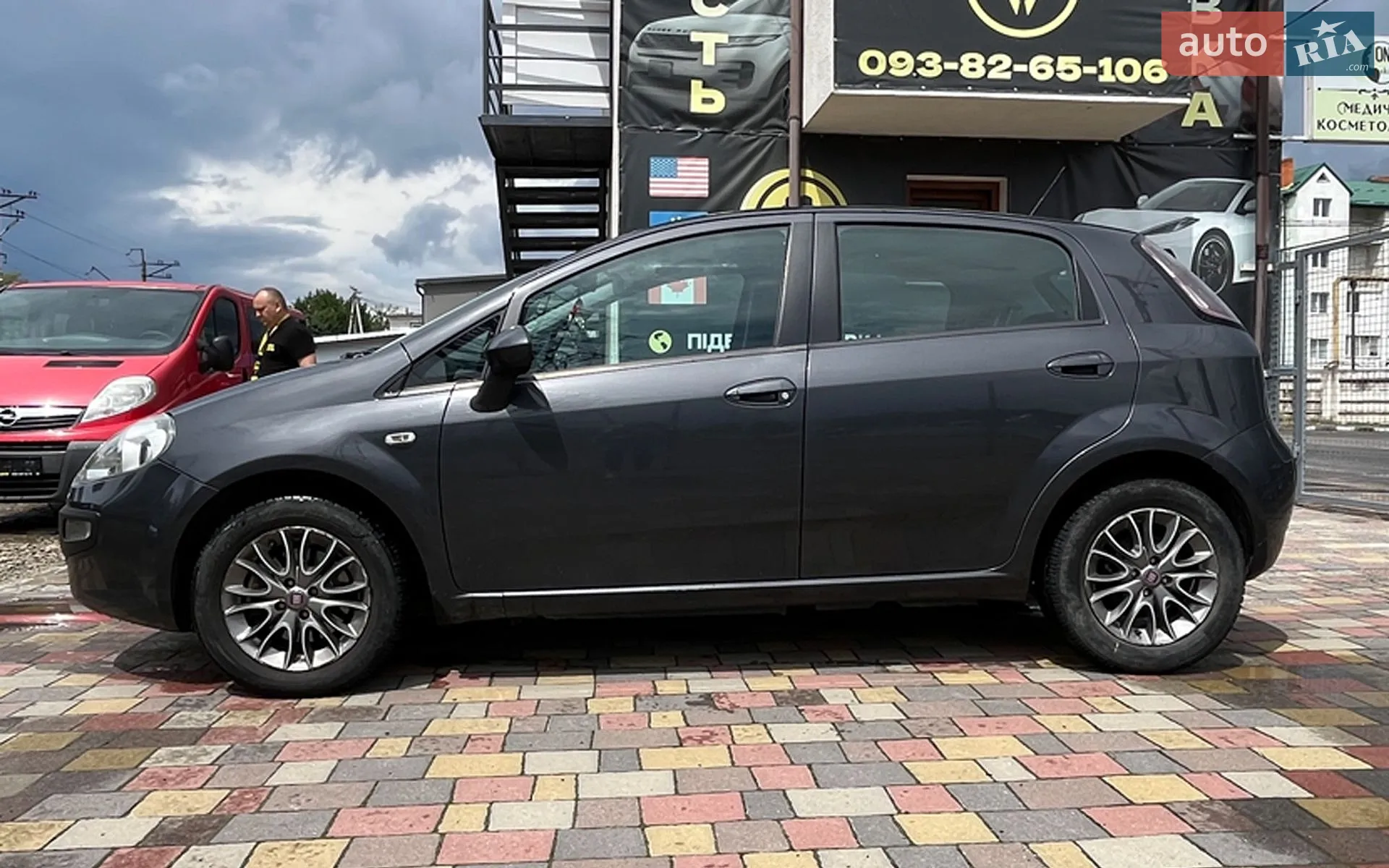 2011 Fiat Punto - мініатюра 4
