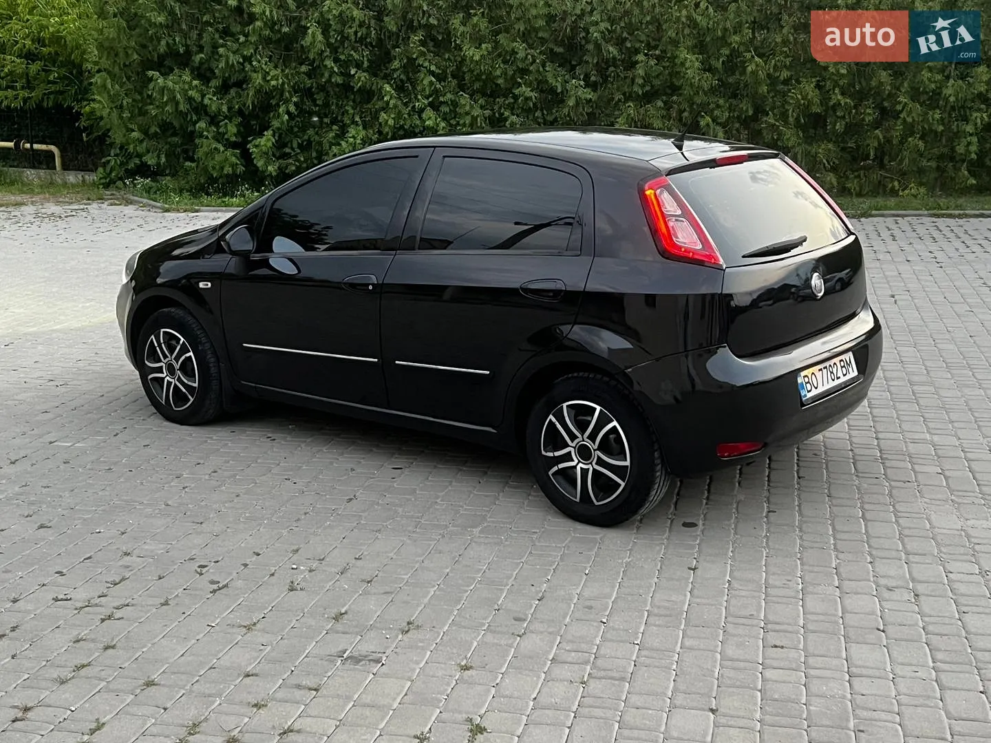 2011 Fiat Punto - мініатюра 8