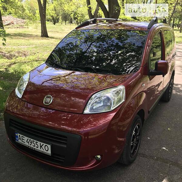 Минивэн Fiat Qubo 2009 в Никополе