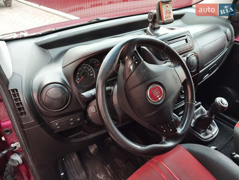 Мінівен Fiat Qubo 2011 в Почаєві