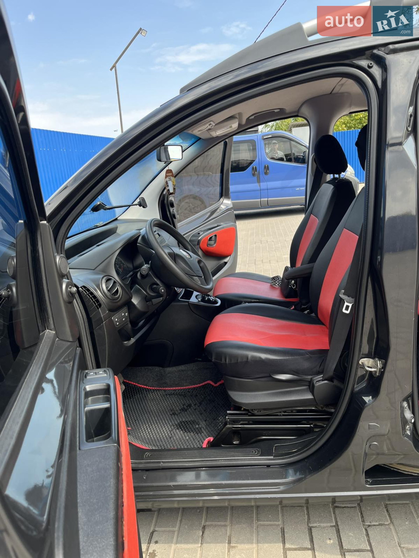 2011 Fiat Qubo - мініатюра 10